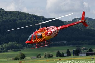 Belp/BE, August 2010 - The Agusta-Bell 206B JetRanger III HB-XSM in service with Mountain Flyers 80 Ltd (B. Siegfried) Belp/BE, August 2010 - The Agusta-Bell 206B JetRanger III HB-XSM in service with Mountain Flyers 80 Ltd (B. Siegfried)